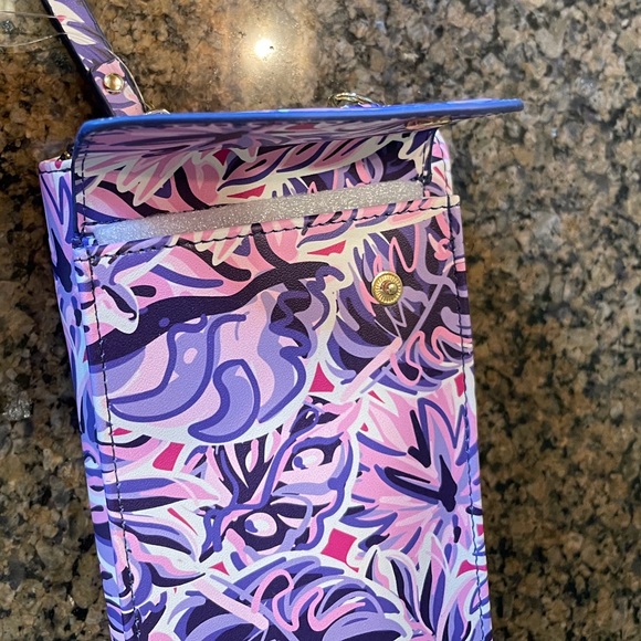 SIMPLY SOUTHERN Faux leather Cross body purse/phone wallet in tropical leaf. NWT - Picture 8 of 16